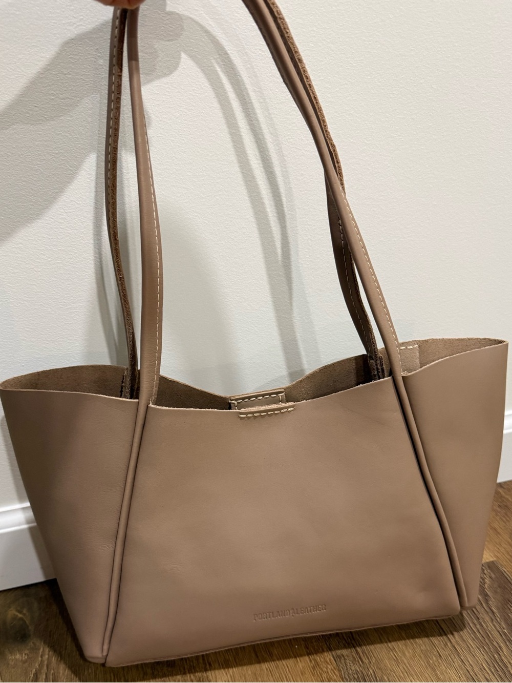 Portland Leather Medium Verona in Stone